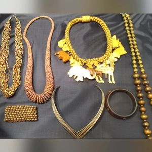 Vintage Wood, Glass beads and Brass Jewelry Collection. 7pc